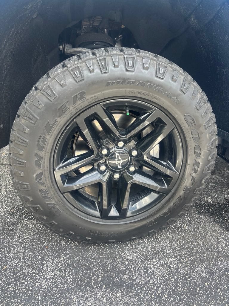 2022 Chevrolet Silverado 1500 Custom Trail Boss