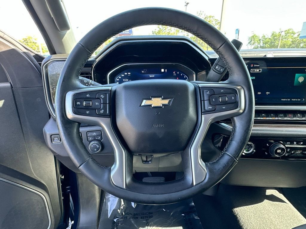 2023 Chevrolet Silverado 1500 LT (2FL)