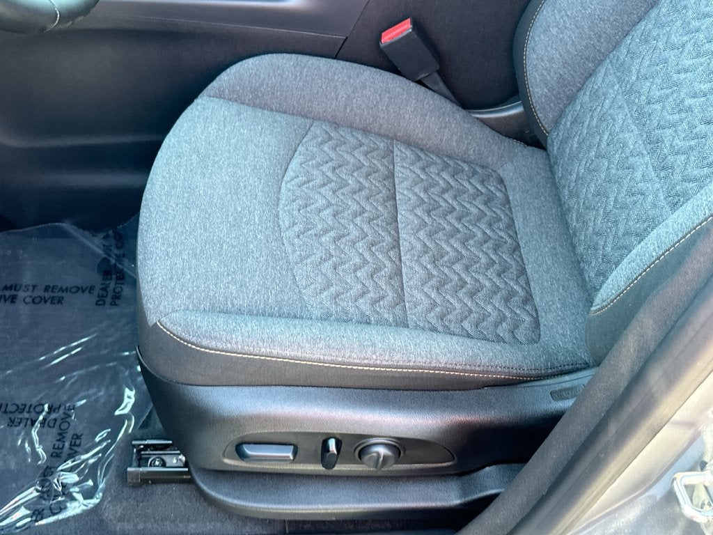 2024 Chevrolet Equinox LT - Photo 18
