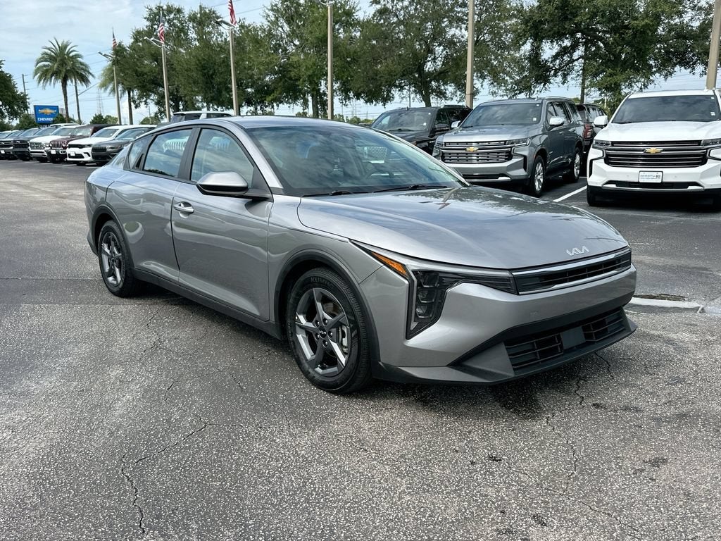 2025 Kia K4 LXS