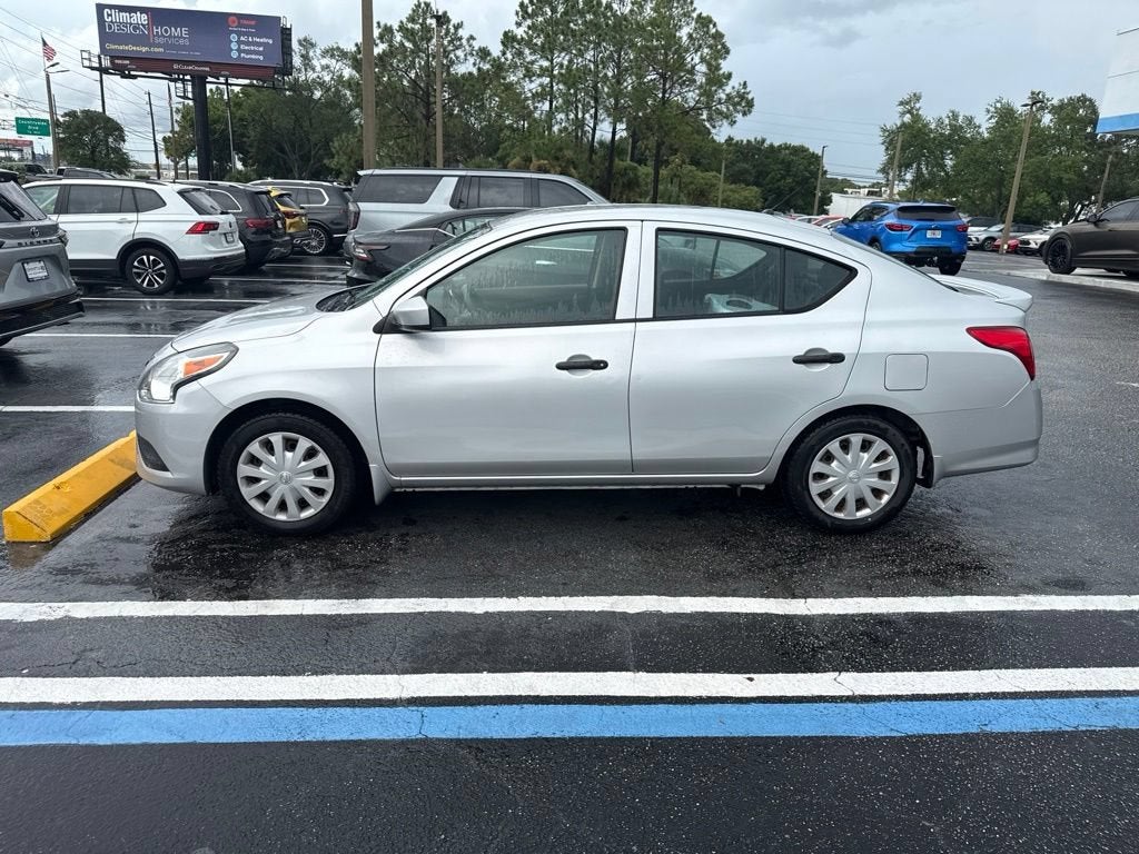 2018 Nissan Versa 1.6 S+