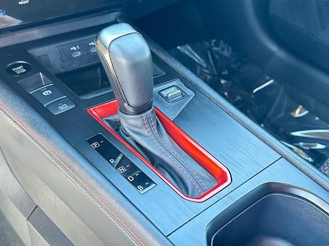 2025 Nissan Kicks SR FWD