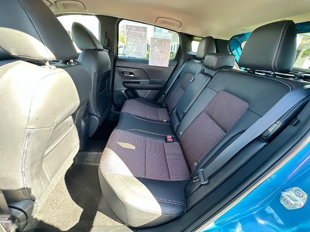 2025 Nissan Kicks SR FWD