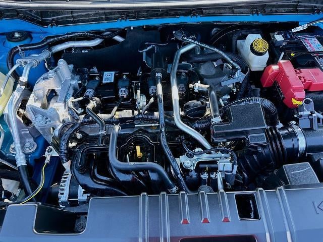 2025 Nissan Kicks SR FWD