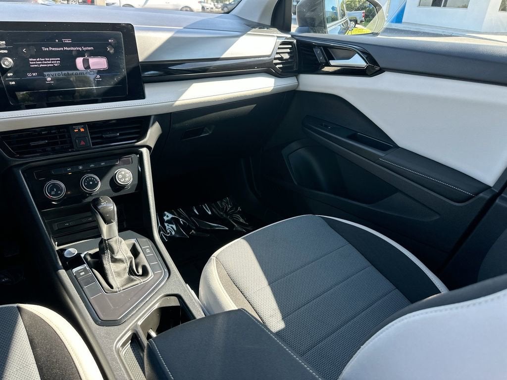 2025 Volkswagen Taos 1.5T S