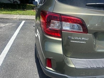 2016 Subaru Outback 2.5i Premium