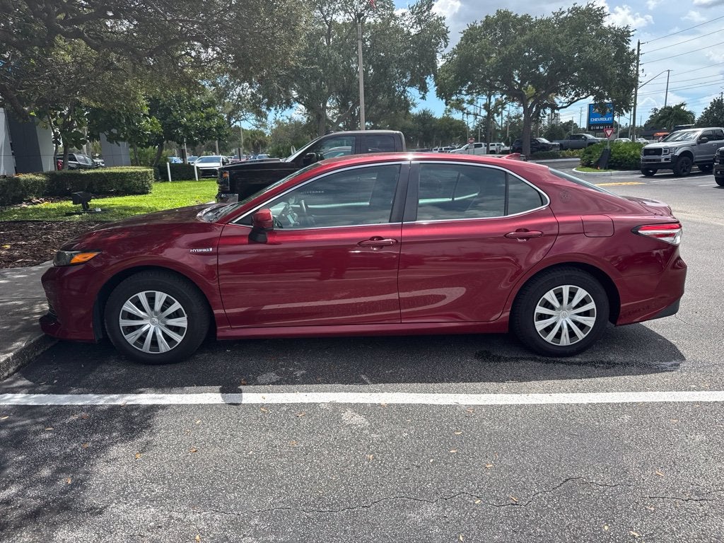 2019 Toyota Camry Hybrid LE