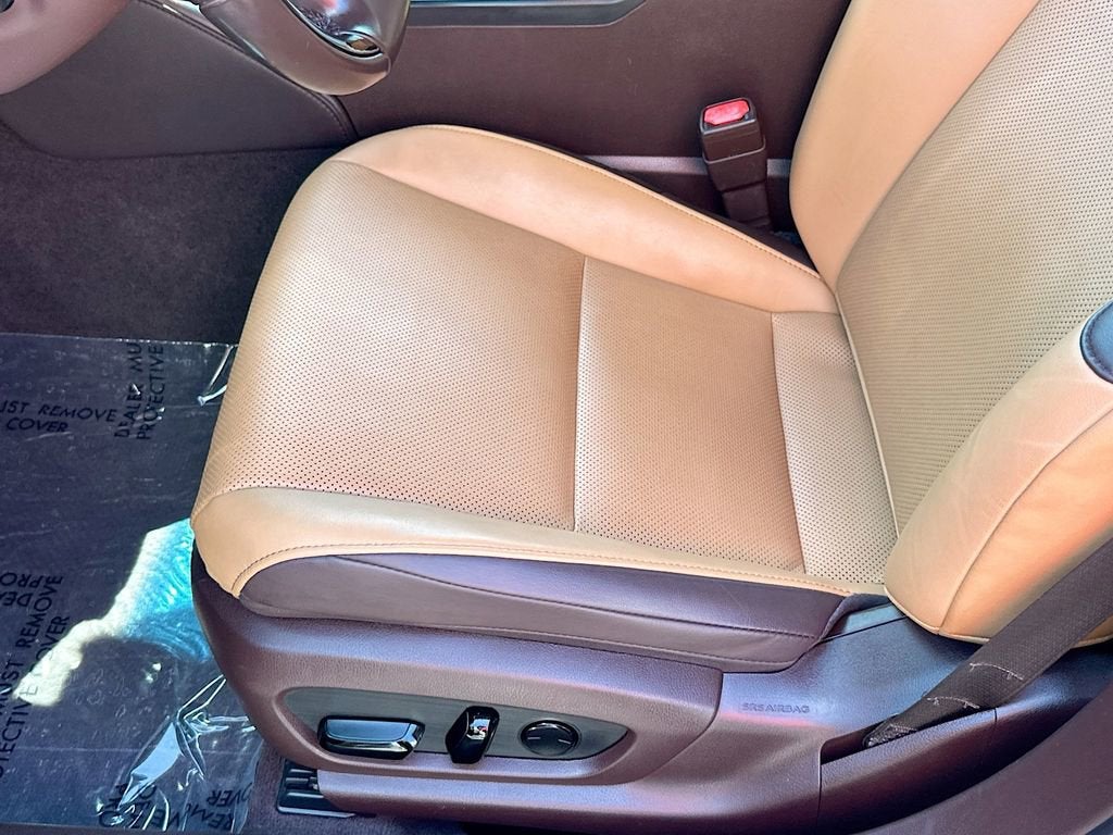 2021 Lexus ES 300h 