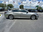 2021 Lexus ES 300h 
