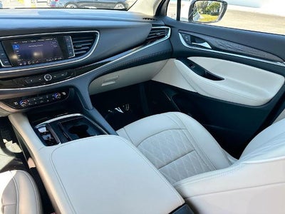 2022 Buick Enclave Avenir