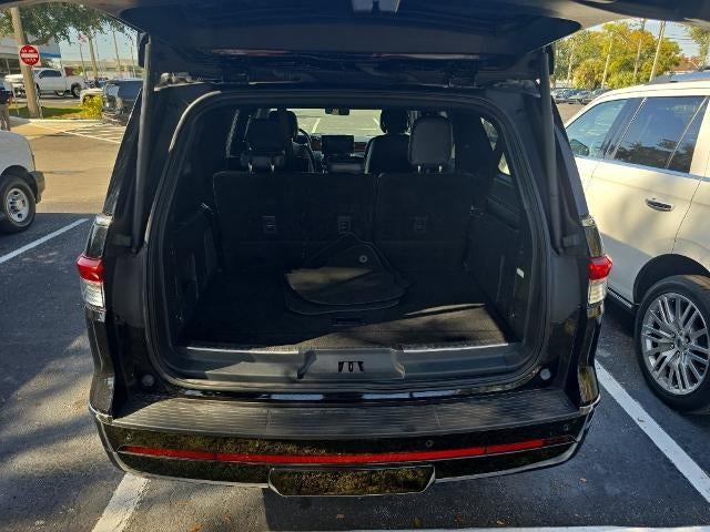 2024 Lincoln Navigator Premiere L