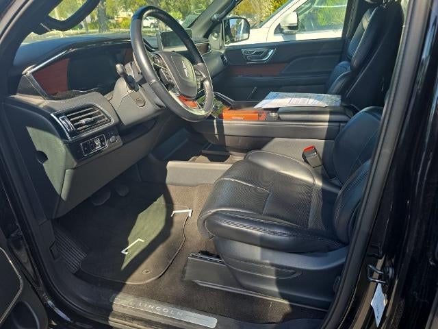 2024 Lincoln Navigator Premiere L