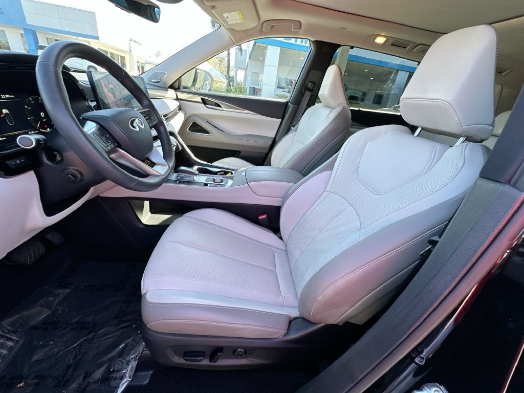 2026 INFINITI QX60 LUXE