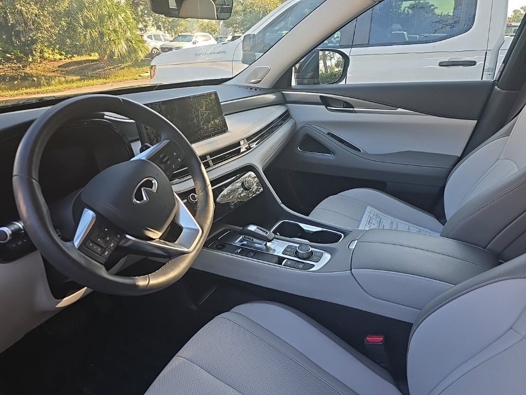 2026 INFINITI QX60 LUXE