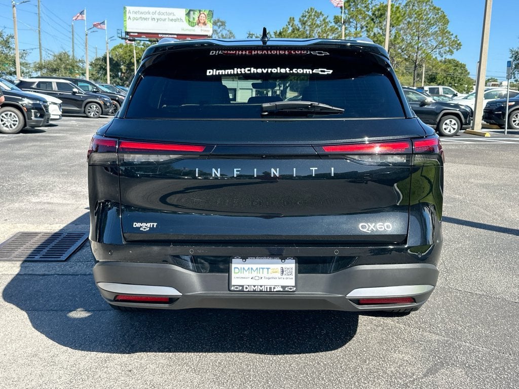 2026 INFINITI QX60 LUXE