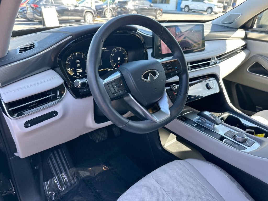 2026 INFINITI QX60 LUXE