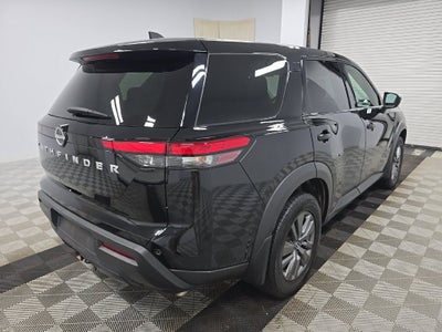 2025 Nissan Pathfinder S