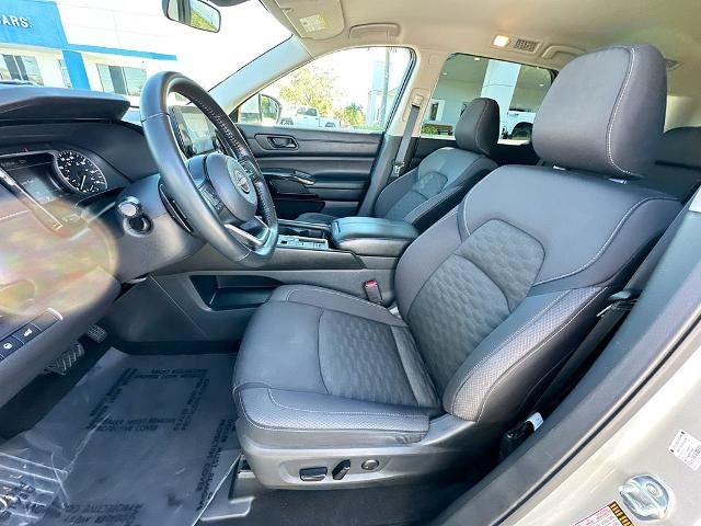 2025 Nissan Pathfinder SV FWD