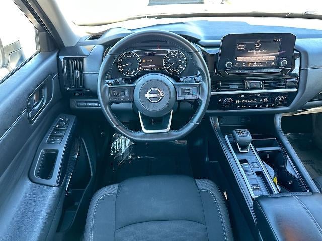 2025 Nissan Pathfinder SV FWD