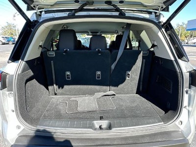 2025 Nissan Pathfinder SV FWD