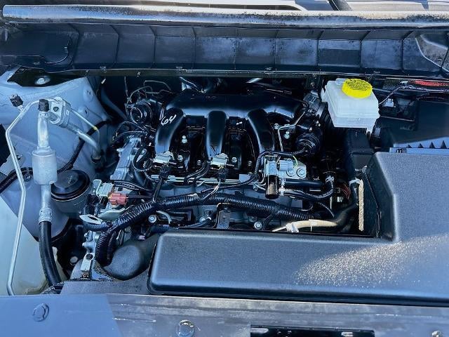 2025 Nissan Pathfinder SV FWD