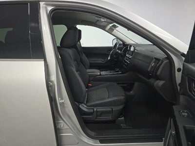 2025 Nissan Pathfinder SV FWD