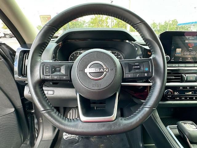 2025 Nissan Pathfinder SV 4WD