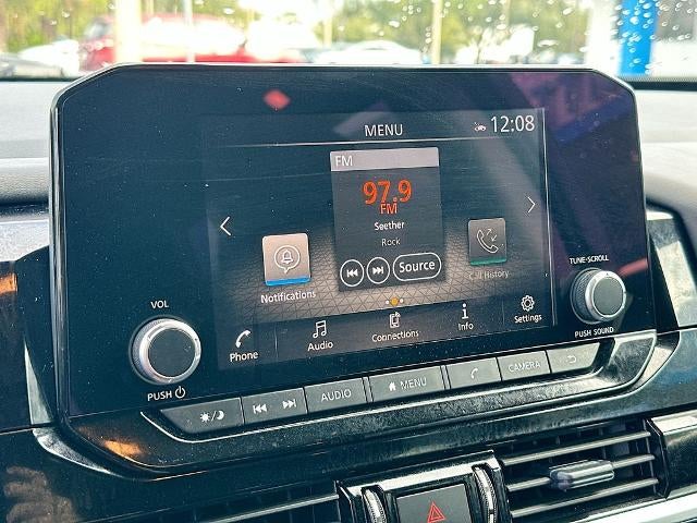 2025 Nissan Pathfinder SV 4WD