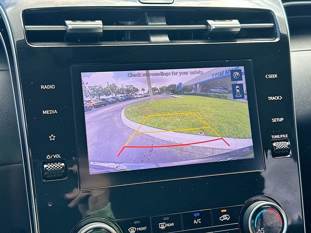 2022 Hyundai Tucson SE
