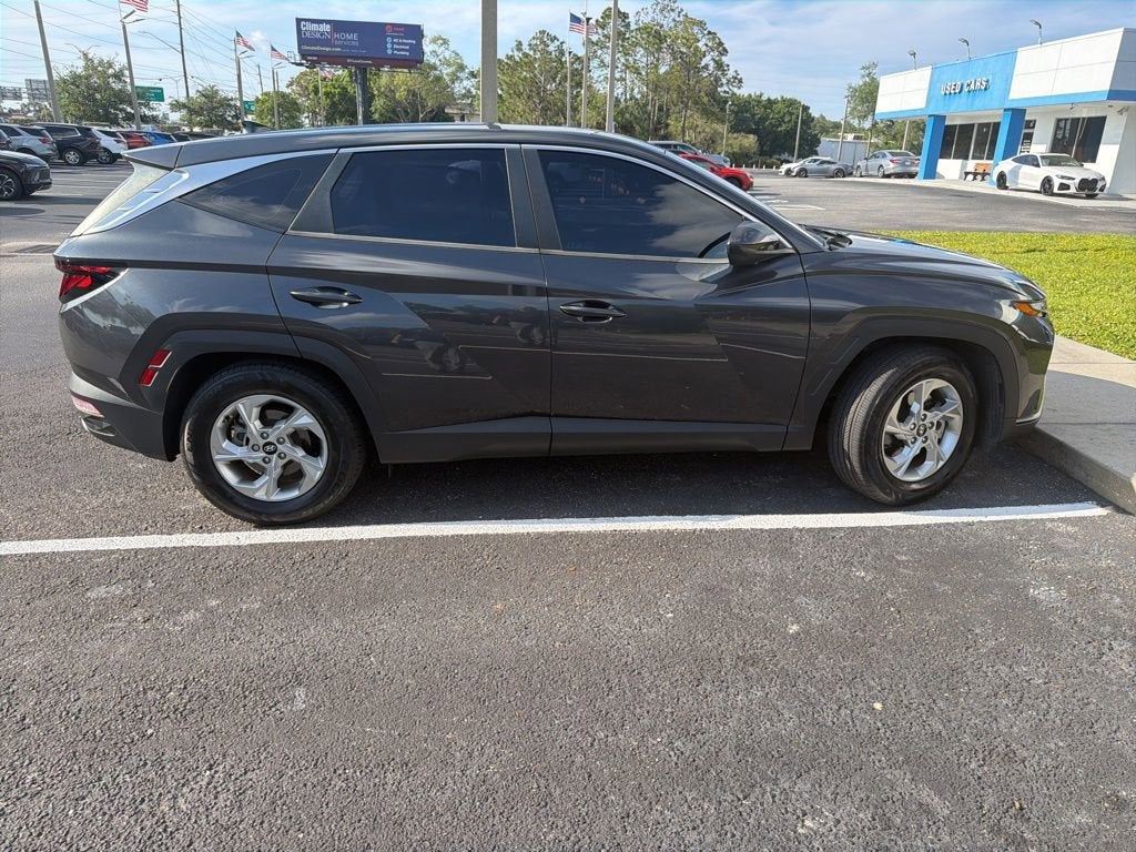2022 Hyundai Tucson SE