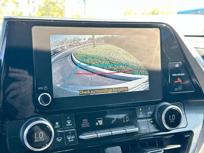 2025 Toyota Highlander LE