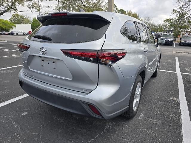 2025 Toyota Highlander LE