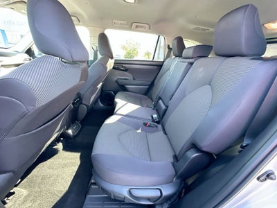 2025 Toyota Highlander LE