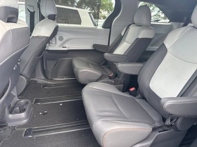 2021 Toyota Sienna XSE