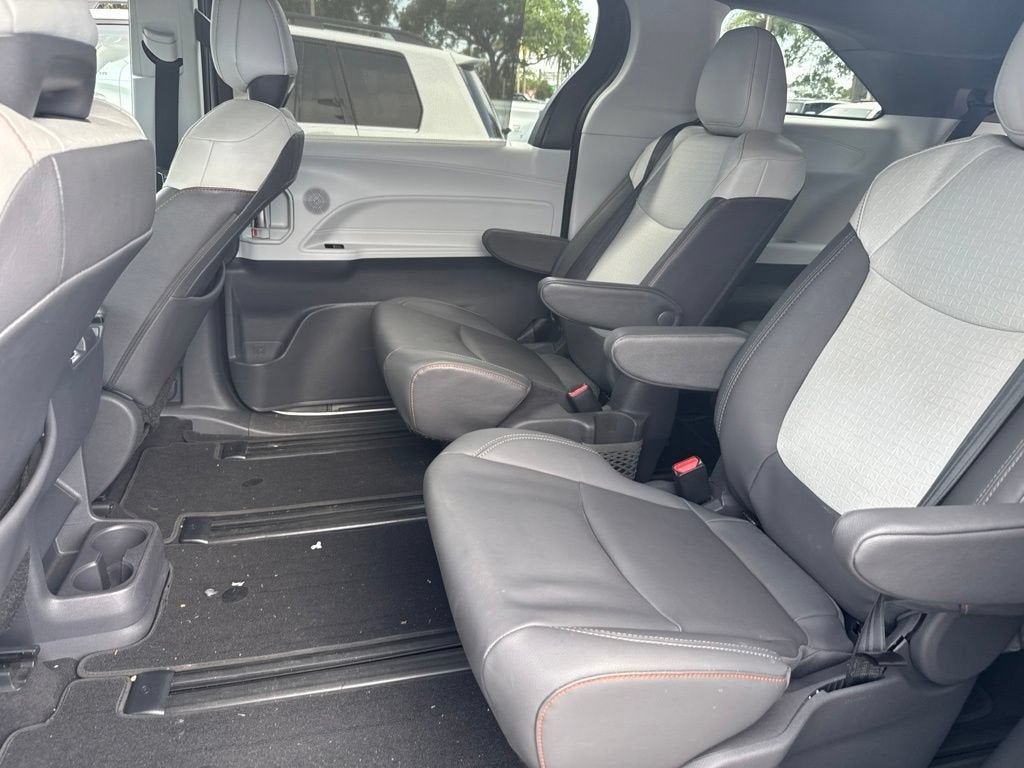 2021 Toyota Sienna XSE