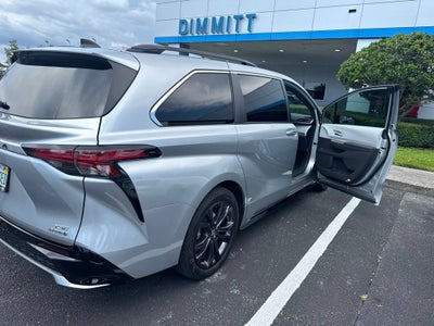 2021 Toyota Sienna XSE
