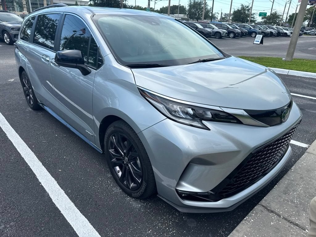 2021 Toyota Sienna XSE