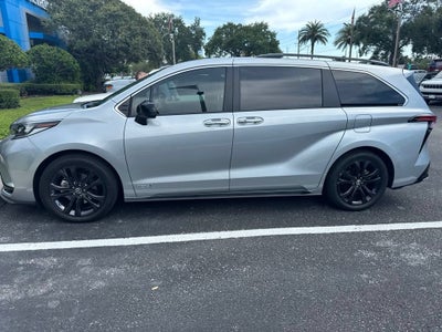 2021 Toyota Sienna XSE