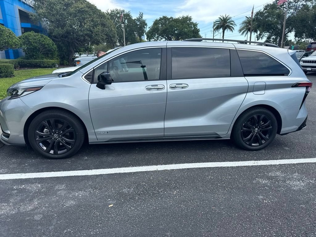 2021 Toyota Sienna XSE