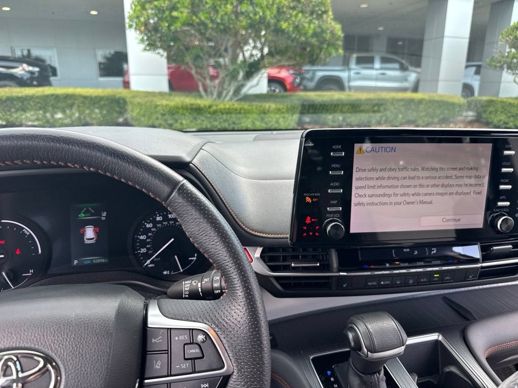 2021 Toyota Sienna XSE