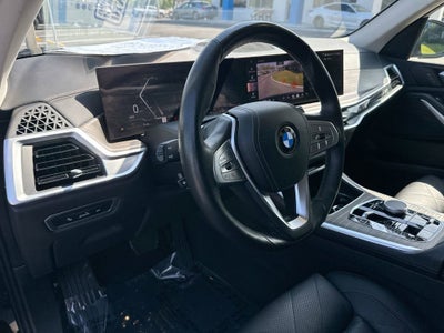 2024 BMW X7 xDrive40i