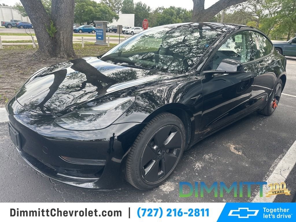 2023 Tesla Model 3 -'s photo
