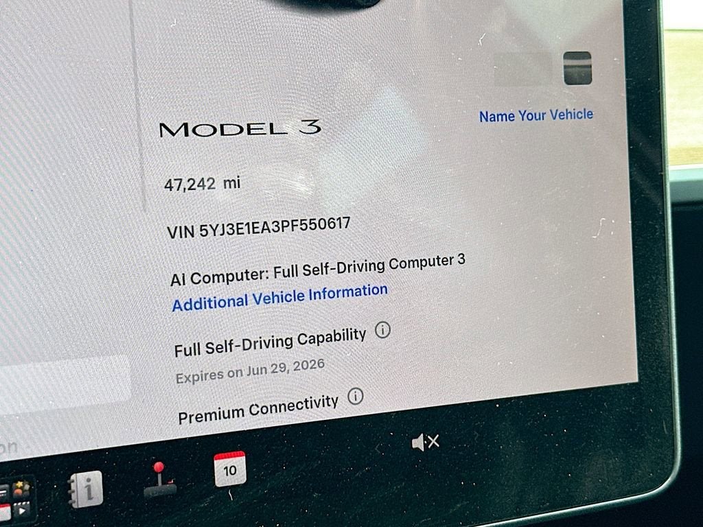 2023 Tesla Model 3 Base