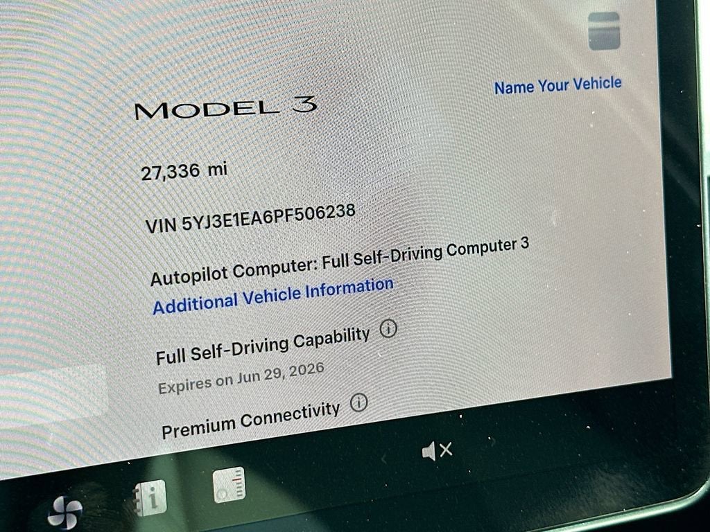2023 Tesla Model 3 Base
