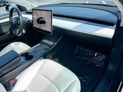 2023 Tesla Model 3 Base