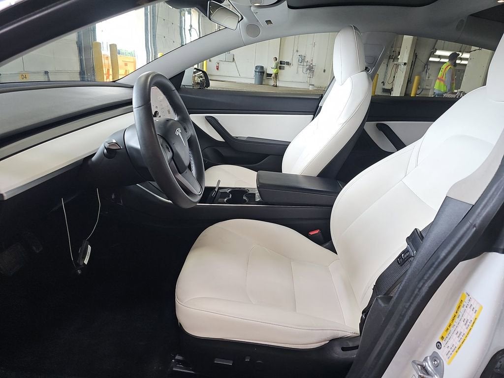 2020 Tesla Model 3 Standard Range Rear-Wheel Drive