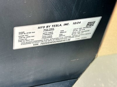 2024 Tesla Cybertruck Base
