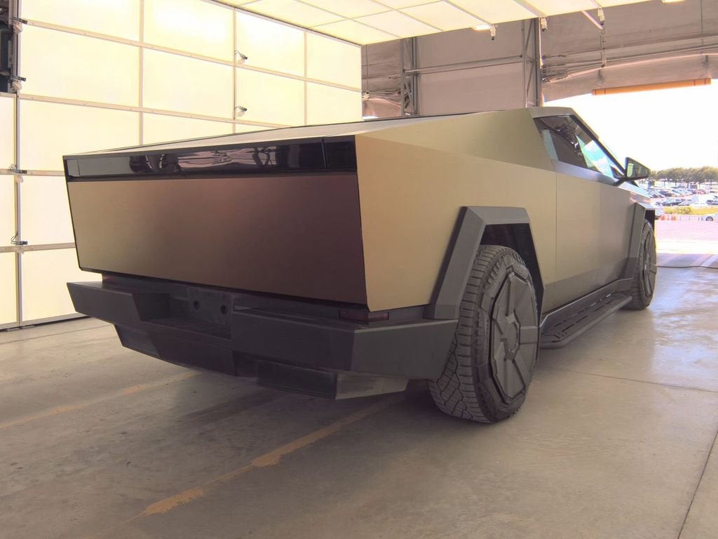 2024 Tesla Cybertruck Base