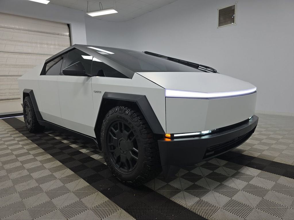 2024 Tesla Cybertruck Base