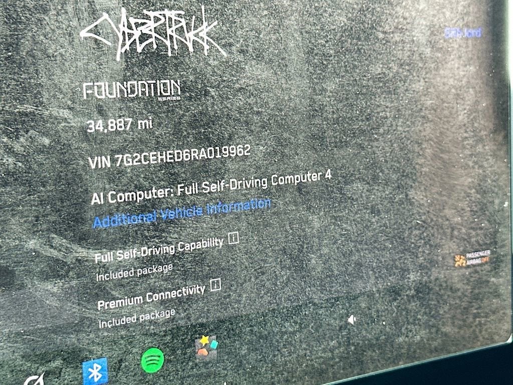 2024 Tesla Cybertruck Base